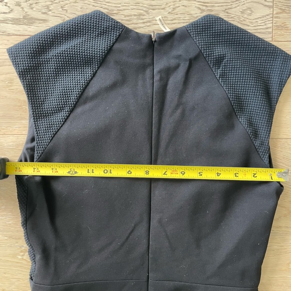 Rebecca Taylor Sleeveless Structured Tank - Picture 4 of 7